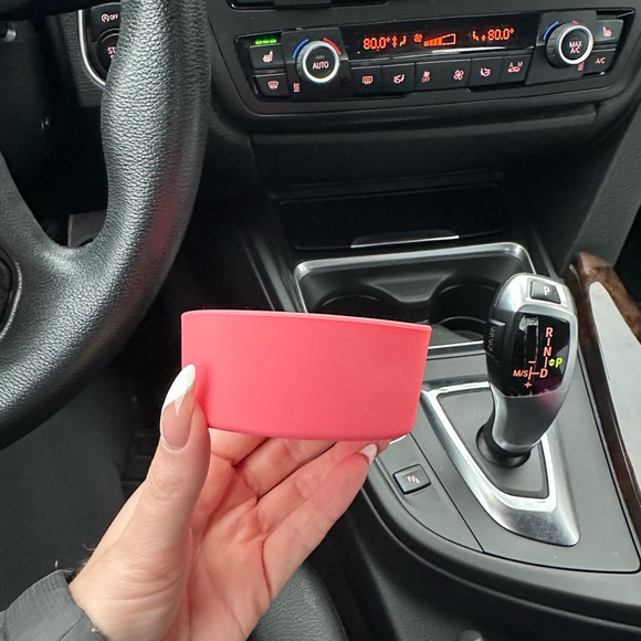 Hydrojug Traveler Boot (40oz) - Picture 7 of 11